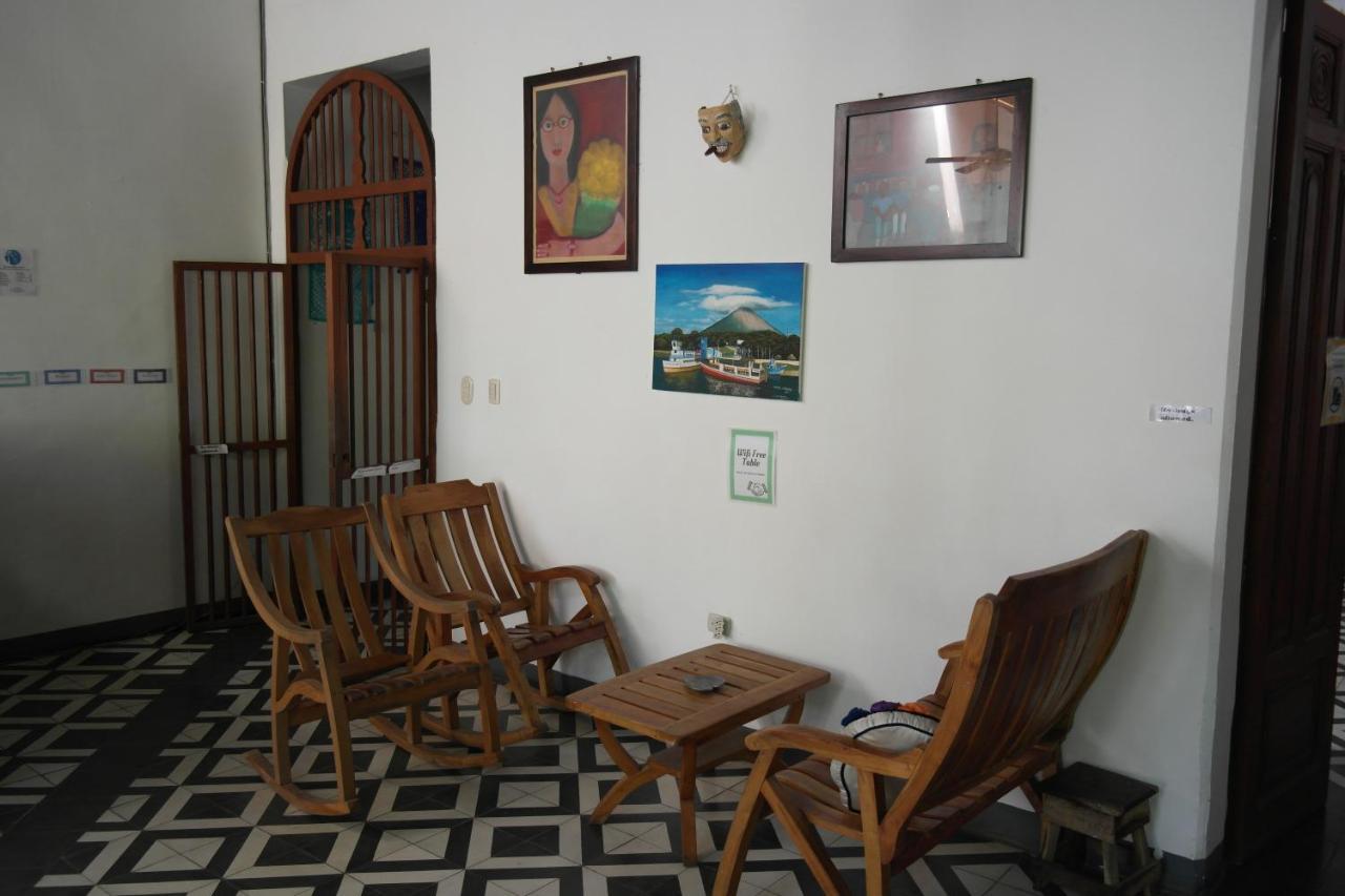 Hostal Azul Granada Exterior photo